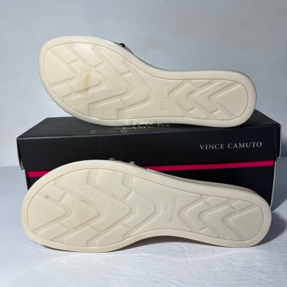 Vince Camuto Emelon Jelly Slide Sandals - Picture 6 of 6